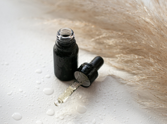 Olejek z bagna grenlandzkiego – biały kruk wśród olejków eterycznych